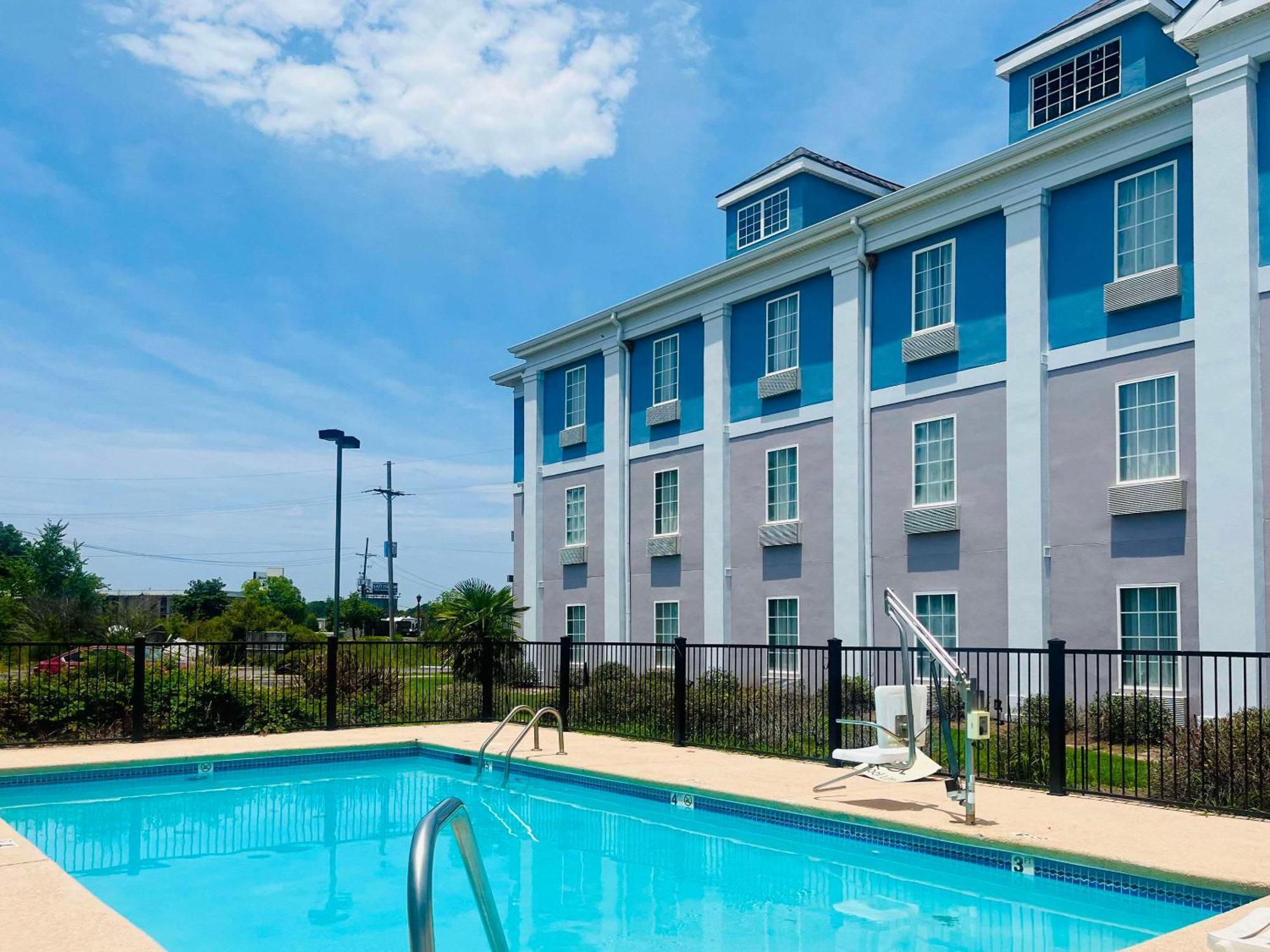 Comfort Inn West Monroe Near Sports & Events Center Exterior photo